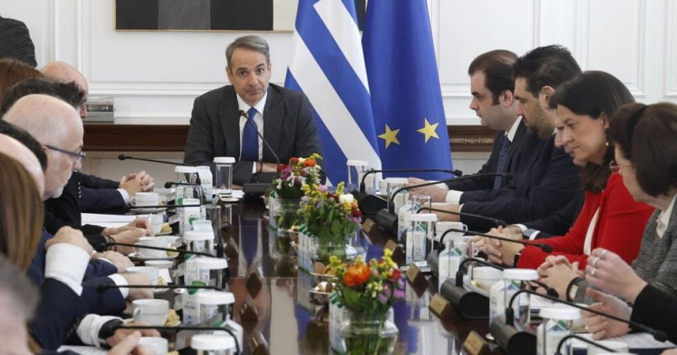 Ο κατώτατος μισθός στο τραπέζι του υπουργικού συμβουλίου